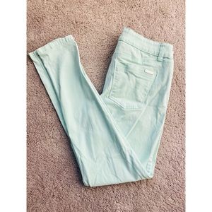 White House Black Market Skimmer Jeans